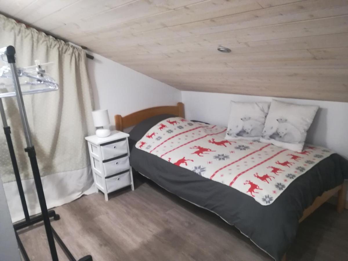 Enchastrayes Chambre Les Ormes מראה חיצוני תמונה